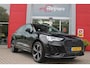 Audi Q3 Sportback 35 TFSI 150PK AUTOMAAT S EDITION | DRAADLOZE APPLE CARPLAY/ANDROID AUTO | ACHTERUITRIJ CAMERA | DODEHOEK DETECTIE | PARKEERSENSOREN VOOR + ACHTER | VIRTUAL COCKPIT | STOEL VERWARMING | ELEKTRISCH BEDIENBARE ACHTERKLEP | S-LINE INTERIEUR/EXTERIEUR | DAB+ RADIO | NAVIGATIE | VOLLEDIG LEDEREN BEKLEDING | DRAADLOZE TELEFOONLADER | KEYLESS ENTRY/START | CRUISE CONTROL | LED MATRIX KOPLAMPEN |