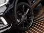 Volkswagen T-Roc 1.5 TSI R-Line | PANORAMA/SCHUIF-KANTELDAK | 19 INCH | ACHTERUITRIJCAMERA | STOELVERWARMING | ADAPTIVE CRUISE CONTROL | APPLE CARPLAY | KEYLESS |