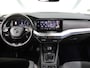 Skoda Octavia Combi 1.0 110PK TSI Business Edition Plus | 2de eigenaar | AppleCarplay/AndroidAuto | Stoelverwarming | Navigatie | 17"LMV | Climate Control | Cruise Control | Sfeerverlichting | Keyless | Isofix | Privacy Glass | Parkeersensoren | Electrische achterklep | Trekhaak |