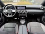 Mercedes-Benz A-klasse 200 AMG Line | Night | Schuifdak | Mat grijs! | Stoelverw | 46dkm!