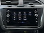 Volkswagen Tiguan 1.4 TSI eHybrid R-Line Business / PANO / TREKHAAK /