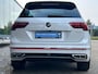 Volkswagen Tiguan 1.4 TSI eHybrid R-Line Business / PANO / TREKHAAK /