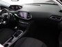 Peugeot 308 1.2 PureTech Blue Lease Executive (NL-Auto / Pano / Nieuwe distributie / Carplay / Navi / Cruise)