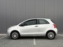 Toyota Yaris 1.0 VVTi | RIJKLAAR | NAP | Zuinig!