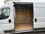 Peugeot Boxer 2.2 BlueHDi 180PK Euro6 L4H2 3.5t Zwaar ✓ 3-zits ✓ Trekhaak 3.000 KG ✓ dubbele schuifdeur