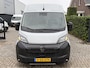 Peugeot Boxer 2.2 BlueHDi 180PK Euro6 Aut. L4H2 3.5t Zwaar ✓ 3-zits ✓ Trekhaak 3.000 KG ✓ dubbele schuifdeur