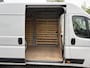 Peugeot Boxer 2.2 BlueHDi 180PK Euro6 Aut. L4H2 3.5t Zwaar ✓ 3-zits ✓ Trekhaak 3.000 KG ✓ dubbele schuifdeur