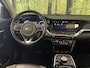 Kia Niro EV e-Niro DynamicPlusLine 39 kWh | Apple carplay | Stuurwielverwarming | Camera | DAB | Keyless | Airco | Panoramadak |