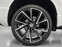 Skoda Karoq 1.5 TSI ACT Sportline Business / Pano / App connect / Navigatie / Camera / Parkeersensoren V+A / Dodehoek herkenning / P4