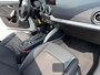 Audi Q2 35 TFSI S Edition Automaat | S-Line uitgevoerd | Metallic lak | Panoramadak | Privacy Glass | Stoelverwarming | Bovag garantie | NAP |