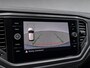 Volkswagen T-Roc 1.5 TSI Style Business / Pano / Digitaal dashboard / Camera / Dodehoek / Keyless / Lichtmetaal 17 inch /