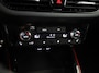Skoda Fabia Monte Carlo 1.0 TSI 70 kW / 95 PK Hatchback 5 vers | Moon White + Black Magic | Travel Assist Pakket | Hill Start Assist | Verwarmbare Voorstoelen