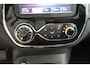 Renault Captur 1.2 TCe Helly Hansen nette automaat met trekhaak met nieuwe APK bij aflevering
