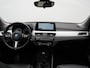 BMW X1 xDrive25e Advantage PHEV 221pk Dealer O.H. | Trekhaak Afn. | Panodak | Head Up | Camera | Harman / Kardon | Lederen Comfortzetels Verwarmd | Navigatie | DAB | Plug In Hybrid |