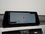 BMW X1 xDrive25e Advantage PHEV 221pk Dealer O.H. | Trekhaak Afn. | Panodak | Head Up | Camera | Harman / Kardon | Lederen Comfortzetels Verwarmd | Navigatie | DAB | Plug In Hybrid |
