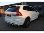 Volvo XC60 2.0 T8 Twin Engine AWD R-Design PANO TREKHAAK HUD