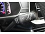 Volkswagen T-Cross 1.0 TSI R-Line | Adaptieve cruise | Achteruitrijcamera | IQ-Light