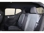 Volvo XC40 B3 Plus Black Edition - IntelliSafe Assist & Surround - 360º Camera - Harman Kardon audio - Verwarmde voorstoelen & stuur - Parkeersensoren voor & achter - Elektr. bedienb. voorstoelen met geheugen links - Draadloze tel. lader - Standkachel - Extra getint glas - 20'' LMV