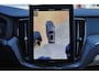 Volvo XC60 T6 Recharge AWD Plus Black Edition - Panorama/schuifdak - IntelliSafe Assist & Surround - 360º Camera - Harman Kardon audio - Adaptieve LED koplampen - Verwarmde voorstoelen, stuur & achterbank - Parkeersensoren voor & achter - Elektr. bedienb. voorstoelen met geheugen - Head up display - Draadloze tel. lader - Extra getint glas - Inklapbare trekhaak - 21'' LMV