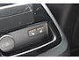 Volvo V60 T6 350PK Automaat Plug-in Hybrid Essential Bright / Navigatie / Adaptive cruise control / Leren bekleding / Achteruitrijcamera / Stuur & Stoelverwarming / Stoelverwarming achter / Trekhaak