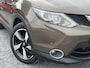 Nissan Qashqai 1.2 N-Connecta 360°Camera,Trekhaak,Navi,Pdc V+A,Keyless,6 Bak,Clima,Cruise,2e Eigenaar,115pk,Lm velgen,Nieuwe Apk bij Aflevering