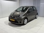 Toyota Aygo 1.0 VVT-i Now | Airco | Orgineel NL | Centrale vergrendeling met ab | Leuke auto |