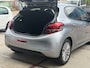 Peugeot 208 1.2 PureTech Signature/ nap/ 1e EIG/ dealeronderhouden/ 1jaar apk/ luxe uitvoering/ zeer nette auto.