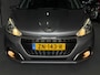 Peugeot 208 1.2 PureTech Signature/ nap/ 1e EIG/ dealeronderhouden/ 1jaar apk/ luxe uitvoering/ zeer nette auto.
