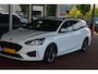 Ford Focus Wagon 1.5 EcoBlue ST Line X Business Nederlandse auto 111018 NAP ST Line met oa camera navigatie systeem parkeerhulp virtuele cockpit lmv origineel key less trekhaak afneembaar dakrail sportbekleding
