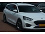 Ford Focus Wagon 1.5 EcoBlue ST Line X Business Nederlandse auto 111018 NAP ST Line met oa camera navigatie systeem parkeerhulp virtuele cockpit lmv origineel key less trekhaak afneembaar dakrail sportbekleding