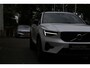 Volvo XC40 1.5 T4 Plug-in hybrid Plus Dark*Perfect Onderh.*Half Leder R-Design stoelen/Stoelverw./Stuurverw./Camera/H&K/DAB/LED/Apple Carplay-Android/Keyless Entry+Go/Parkeersens.V+A/18 inch LM*