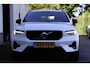 Volvo XC40 1.5 T4 Plug-in hybrid Plus Dark*Perfect Onderh.*Half Leder R-Design stoelen/Stoelverw./Stuurverw./Camera/H&K/DAB/LED/Apple Carplay-Android/Keyless Entry+Go/Parkeersens.V+A/18 inch LM*