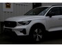 Volvo XC40 1.5 T4 Plug-in hybrid Plus Dark*Perfect Onderh.*Half Leder R-Design stoelen/Stoelverw./Stuurverw./Camera/H&K/DAB/LED/Apple Carplay-Android/Keyless Entry+Go/Parkeersens.V+A/18 inch LM*