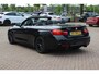 BMW 4-Serie Cabrio 435i High Exe. M Sport / Akrapovic / Camera / Head-up / Leder / Windscherm / Nekverwarming / 18'' / Harman Kardon / Keyless / Navigatie / Stuur+Stoelverwarming / Dodehoek / DAB / Cruise Control
