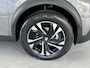 Peugeot 2008 1.2 PureTech GT 17" Lichtmetaal | Camera | Digitaal Dashboard | Climate | Cruise | Navigatie | Carplay | Parkeersensoren Rondom | Achteruitrijcamera | Afwijkende dakkleur | Airco (automatisch)