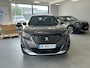 Peugeot 2008 1.2 PureTech GT 17" Lichtmetaal | Camera | Digitaal Dashboard | Climate | Cruise | Navigatie | Carplay | Parkeersensoren Rondom | Achteruitrijcamera | Afwijkende dakkleur | Airco (automatisch)