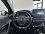 Peugeot 2008 1.2 PureTech GT 17" Lichtmetaal | Camera | Digitaal Dashboard | Climate | Cruise | Navigatie | Carplay | Parkeersensoren Rondom | Achteruitrijcamera | Afwijkende dakkleur | Airco (automatisch)