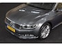 Volkswagen Passat Variant 1.4 TSI ACT Highline Trekhaak CarPlay Camera LED+ ACC 18" Ergo.stoelen Nwe APK
