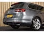 Volkswagen Passat Variant 1.4 TSI ACT Highline Trekhaak CarPlay Camera LED+ ACC 18" Ergo.stoelen Nwe APK