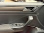 Volkswagen T-Roc 1.0 TSI Style 2018 Digitaal NAVI CLIMA NAP!