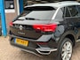 Volkswagen T-Roc 1.0 TSI Style 2018 Digitaal NAVI CLIMA NAP!