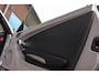 Mercedes-Benz SLK 200 Kompressor | Origineel Nederlands | Stoelverwarming | Cruise control | Navigatie | Bluetooth | Parktronic | Vario steering | Regensensor | Airco | 17 inch