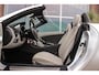 Mercedes-Benz SLK 200 Kompressor | Origineel Nederlands | Stoelverwarming | Cruise control | Navigatie | Bluetooth | Parktronic | Vario steering | Regensensor | Airco | 17 inch