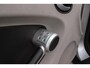 Mercedes-Benz SLK 200 Kompressor | Origineel Nederlands | Stoelverwarming | Cruise control | Navigatie | Bluetooth | Parktronic | Vario steering | Regensensor | Airco | 17 inch