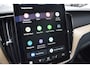 Volvo XC60 T6 AWD 350PK Plug-in Hybrid Plus Dark | Trekhaak | H&K | Panodak | 19"LMV | 360 Camera | Stoelverwarming |
