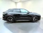 Porsche Cayenne 4.0 Turbo 405kW/550pk Tiptronic S Techart! PANODAMADAK + LUCHTVERING + SPORT DESIGN + RSE + STUURVERWARMING + 18-WEG STOELEN + 4-WIELSTURING + PSCB REMSYSTEEM + STOELVERWARMING V&A + KEYLESS + SOFTCLOSE + PDLS PLUS + SPORTUITLAAT + 22" LM-VELGEN!!