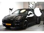 Porsche Cayenne 4.0 Turbo 471kW/640pk Tiptronic S Techart! PANODAMADAK + LUCHTVERING + SPORT DESIGN + RSE + STUURVERWARMING + 18-WEG STOELEN + 4-WIELSTURING + PSCB REMSYSTEEM + STOELVERWARMING V&A + KEYLESS + SOFTCLOSE + PDLS PLUS + SPORTUITLAAT + 22" LM-VELGEN!!