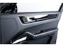Porsche Cayenne 4.0 Turbo 471kW/640pk Tiptronic S Techart! PANODAMADAK + LUCHTVERING + SPORT DESIGN + RSE + STUURVERWARMING + 18-WEG STOELEN + 4-WIELSTURING + PSCB REMSYSTEEM + STOELVERWARMING V&A + KEYLESS + SOFTCLOSE + PDLS PLUS + SPORTUITLAAT + 22" LM-VELGEN!!