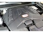 Porsche Cayenne 4.0 Turbo 471kW/640pk Tiptronic S Techart! PANODAMADAK + LUCHTVERING + SPORT DESIGN + RSE + STUURVERWARMING + 18-WEG STOELEN + 4-WIELSTURING + PSCB REMSYSTEEM + STOELVERWARMING V&A + KEYLESS + SOFTCLOSE + PDLS PLUS + SPORTUITLAAT + 22" LM-VELGEN!!