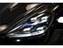Porsche Cayenne 4.0 Turbo 471kW/640pk Tiptronic S Techart! PANODAMADAK + LUCHTVERING + SPORT DESIGN + RSE + STUURVERWARMING + 18-WEG STOELEN + 4-WIELSTURING + PSCB REMSYSTEEM + STOELVERWARMING V&A + KEYLESS + SOFTCLOSE + PDLS PLUS + SPORTUITLAAT + 22" LM-VELGEN!!